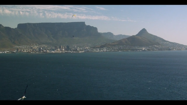 Video Reference N22: Body of water, Sky, Sea, Promontory, Coast, Coastal and oceanic landforms, Horizon, Headland, Water, Cape