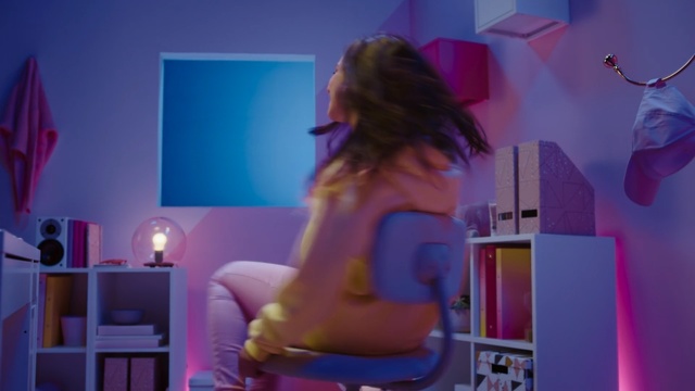 Video Reference N2: blue, purple, pink, room, beauty, violet, snapshot, girl, mouth, fun