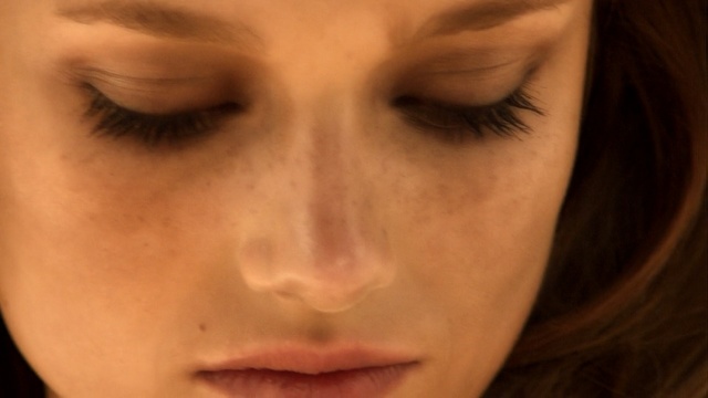 Video Reference N1: eyebrow, face, cheek, nose, skin, eyelash, chin, forehead, lip, close up