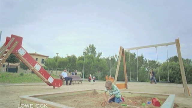 Video Reference N0: public space, playground, outdoor play equipment, leisure, recreation, sand, sky, vacation, fun, park