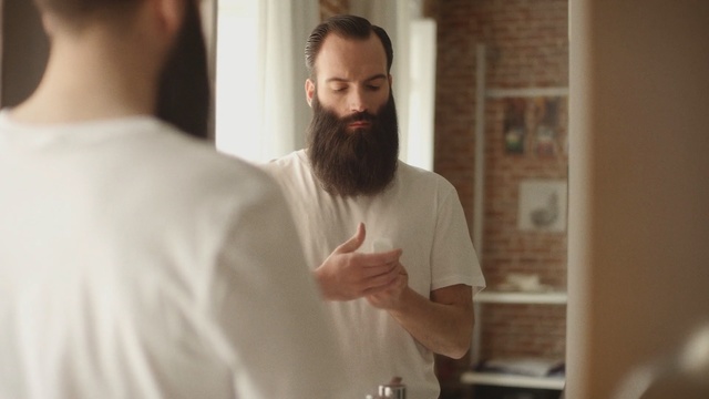 Video Reference N6: hair, facial hair, beard, chin, neck, Person