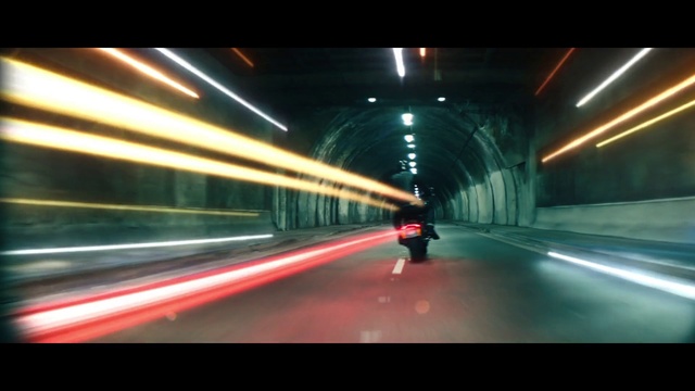 Video Reference N4: Tunnel, Road, Mode of transport, Infrastructure, Light, Metropolitan area, Lane, Highway, Freeway, Subway