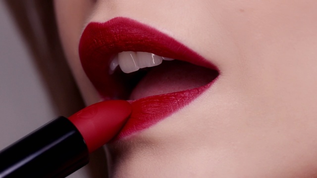 Video Reference N20: Lip, Red, Lipstick, Cosmetics, Beauty, Pink, Lip gloss, Mouth, Cheek, Close-up
