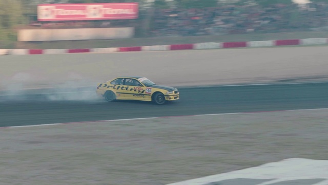 Video Reference N8: Land vehicle, Vehicle, Car, Motorsport, Racing, Drifting, Touring car racing, Auto racing, Race track, Rallycross