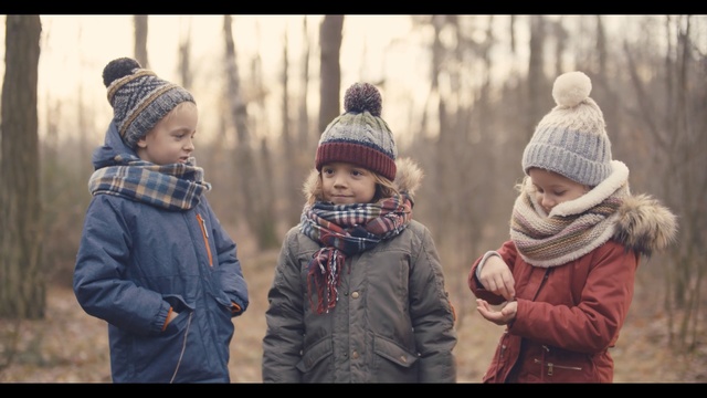 Video Reference N1: People, Child, Human, Adaptation, Winter, Toddler, Headgear, Fun, Smile, Knit cap, Person