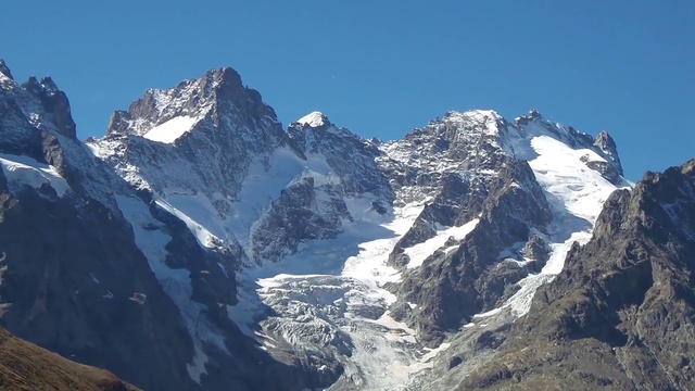Video Reference N8: Mountainous landforms, Mountain, Mountain range, Ridge, Arête, Massif, Alps, Summit, Glacial landform, Moraine