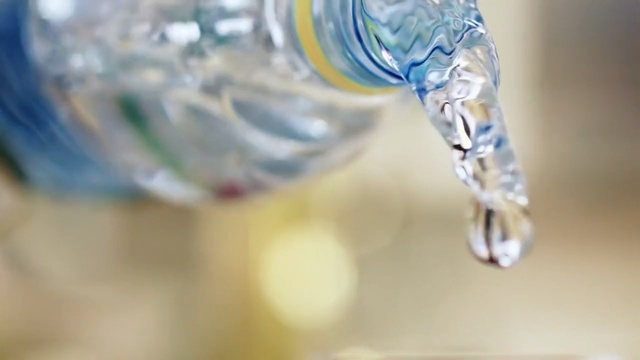 Video Reference N2: Water, Plastic bottle, Drinking water, Transparent material, Macro photography, Water bottle, Close-up, Glass, Liquid, Mineral water