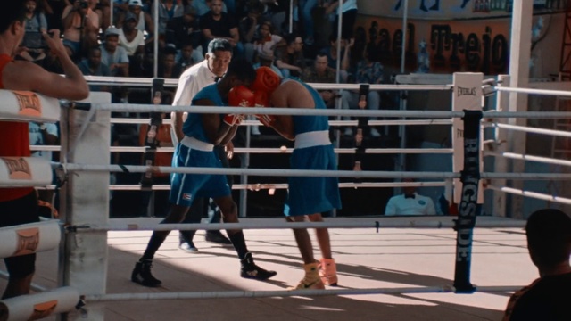 Video Reference N3: Boxing ring, Sport venue, Boxing equipment, Professional boxer, Striking combat sports, Boxing, Pradal serey, Contact sport, Barechested, Muay thai
