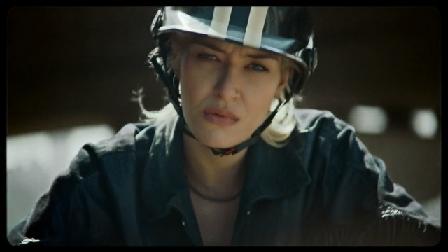 Video Reference N1: Helmet, Personal protective equipment, Cool, Headgear, Sports gear, Photography, Eyewear, Movie, Music, Screenshot