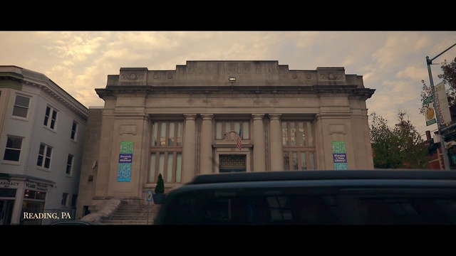 Video Reference N1: Architecture, Building, Sky, Facade, Mansion, House, Vehicle, Car, Screenshot, Palace