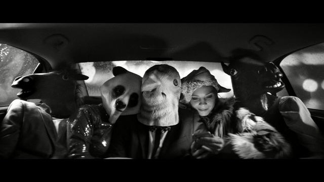 Video Reference N4: white, black, photograph, man, black and white, photography, monochrome photography, darkness, snapshot, crowd, Person