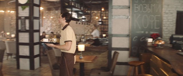 Video Reference N1: restaurant, Person