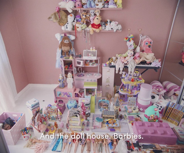 Video Reference N6: Pink, Toy, Souvenir, Collection, Room, Interior design, Doll, Party, Figurine