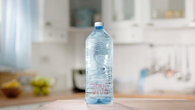 Video Reference N0: Bottle, Water, Plastic bottle, Product, Drink, Bottled water, Aqua, Water bottle, Drinking water, Glass bottle