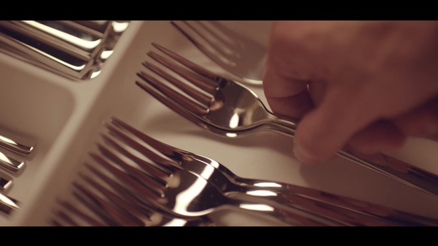 Video Reference N1: Fork, Cutlery, Tableware, Kitchen utensil, Household silver, Hand, Spoon, Tool, Still life photography