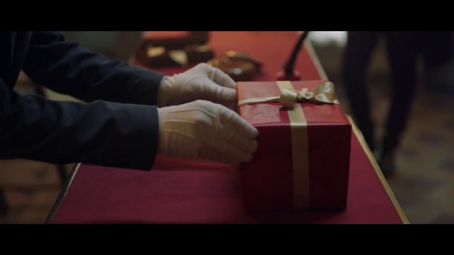 Video Reference N0: Red, Hand, Finger, Photography, Table, Present