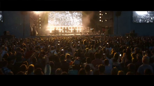 Video Reference N15: Crowd, People, Audience, Performance, Entertainment, Rock concert, Event, Light, Concert, Public event