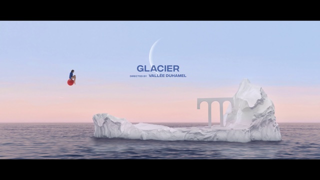 Video Reference N1: Iceberg, Sea ice, Ice, Water, Arctic, Natural environment, Ocean, Atmospheric phenomenon, Sky, Horizon