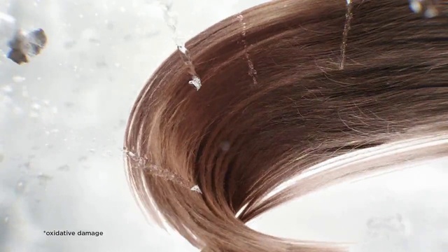 Video Reference N2: Hair, Brown, Wire, Blond, Material property, Metal, Copper, Caramel color