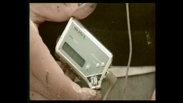 Video Reference N1: Electronics, Technology, Hand, Finger, Gadget, Electronic device, Font, Glass, Photography, Thermostat