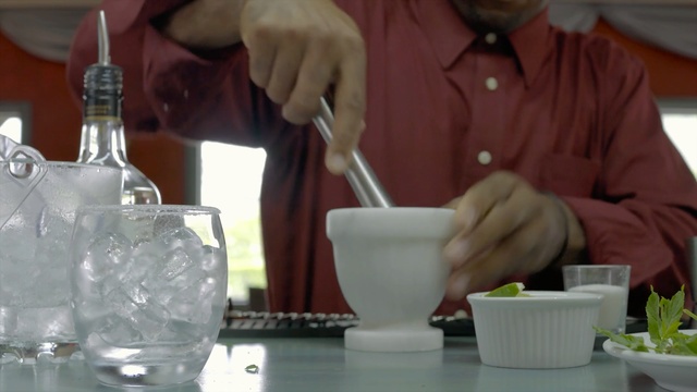 Video Reference N6: drink, liqueur, alcoholic beverage, distilled beverage, bottle, glass, alcohol, tableware, drinkware, glass bottle