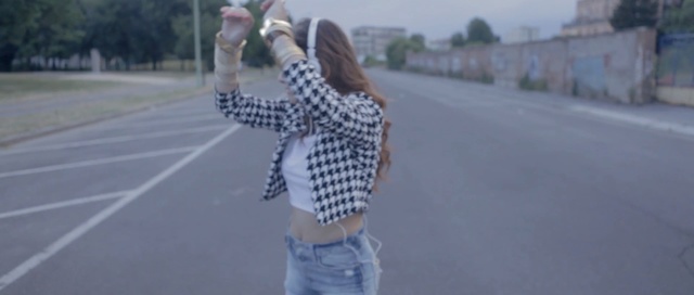Video Reference N1: girl, asphalt, road, cool, recreation, joint, jeans, fun