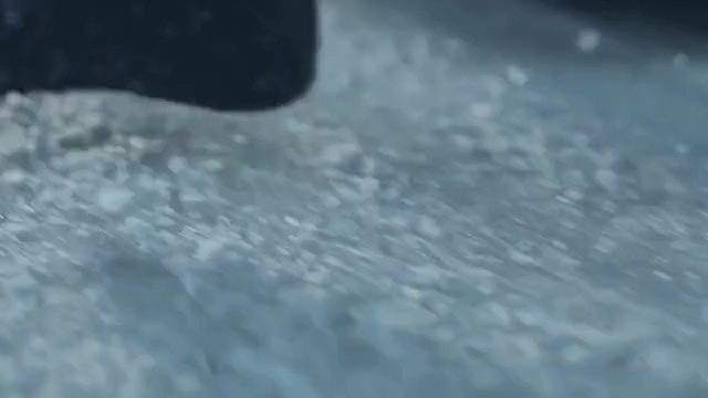 Video Reference N0: Water, Blue, Automotive tire, Geological phenomenon, Snow, Atmosphere, Ice, Tire, Close-up, Sky