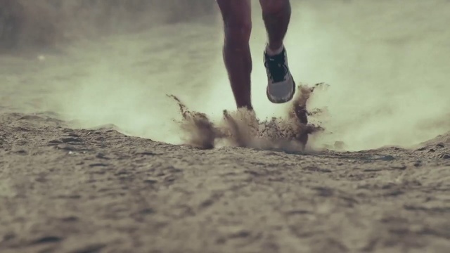 Video Reference N2: Sky, Leg, Cloud, Human leg, Footwear, Fun, Foot, Joint, Human body, Photography