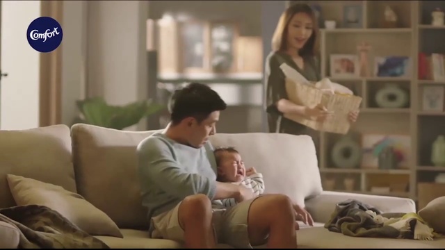 Video Reference N4: Child, Human, Comfort, Baby, Leg, Birth, Room, Furniture, Drama, Sitting