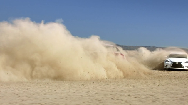 Video Reference N12: Sand, Natural environment, Dust, Wave, Sky, Landscape, Cloud, Vehicle, Geological phenomenon, Wind wave