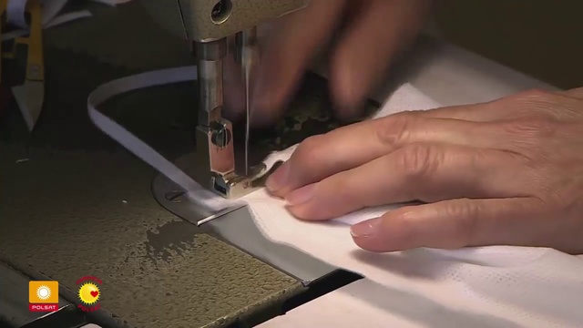 Video Reference N0: Sewing machine, Sewing, Sewing machine needle, Art, Hand, Finger, Craft, Home appliance, Creative arts