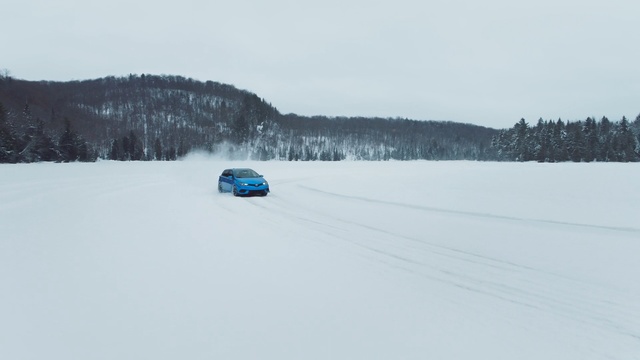 Video Reference N3: snow, winter, freezing, road, sky, geological phenomenon, ice, tree, automotive exterior, glacial landform