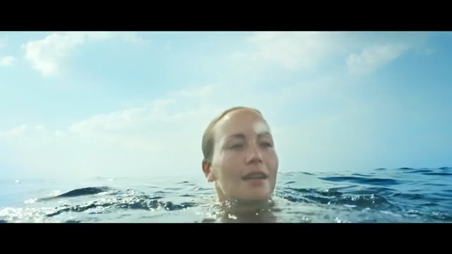 Video Reference N6: water, sea, body of water, ocean, wave, fun, vacation, sky, swimming, human, Person