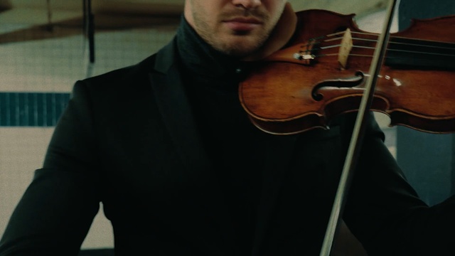 Video Reference N5: bowed stringed instrument, stringed instrument, viol, musical instrument, music, violin, guitar, instrument, musician, musical, string, bass, cello, playing, play