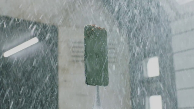Video Reference N2: Green, Freezing, Glass