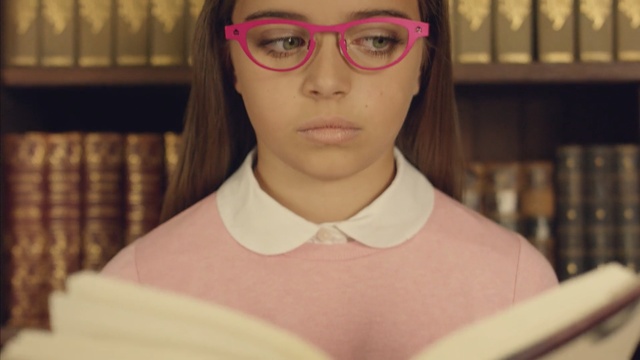 Video Reference N6: eyewear, glasses, vision care, chin, girl, brown hair, lip, neck, chest, Person