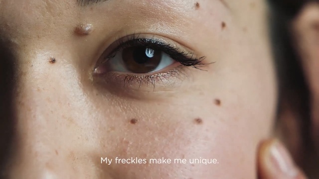 Video Reference N2: Face, Eyebrow, Skin, Nose, Cheek, Eye, Eyelash, Close-up, Forehead, Head