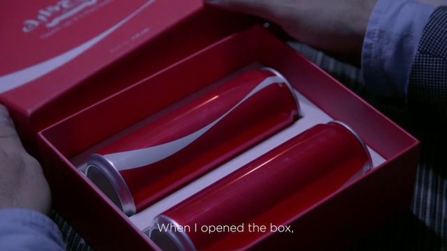 Video Reference N1: Red, Magenta, Material property, Cutlery, Tableware, Kitchen knife