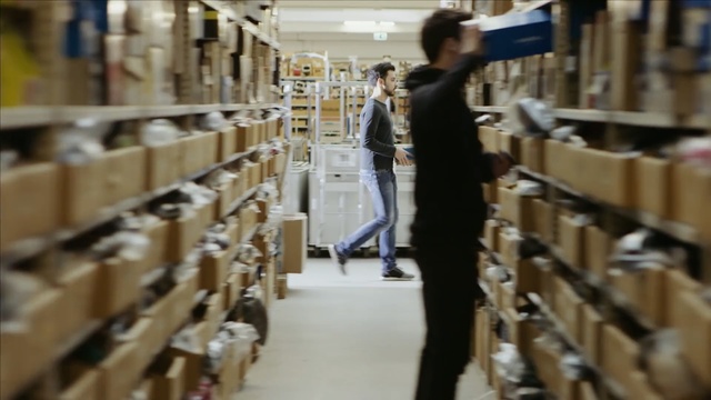 Video Reference N6: Aisle, Product, Inventory, Warehouse, Building, Retail, Customer, Collection, Person
