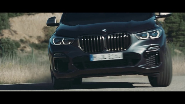 Video Reference N3: Land vehicle, Vehicle, Car, Bmw, Automotive design, Luxury vehicle, Personal luxury car, Motor vehicle, Grille, Bumper