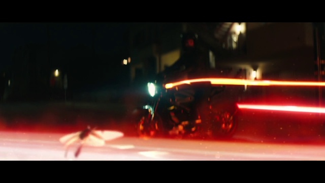 Video Reference N1: Light, Automotive lighting, Night, Lighting, Mode of transport, Automotive exterior, Auto part, Lens flare, Photography, Fire