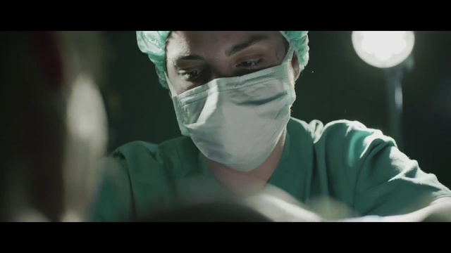 Video Reference N2: Surgeon, Nose, Movie, Supervillain, Mouth, Human, Fictional character, Joker, Jaw, Photo caption