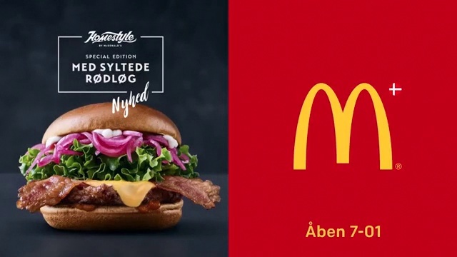 Video Reference N5: Fast food, Buffalo burger, Junk food, Food, Burger king premium burgers, Cheeseburger, Hamburger, Whopper, Veggie burger, Cuisine