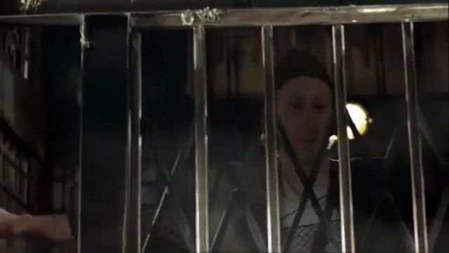 Video Reference N2: Glass, Metal, Person