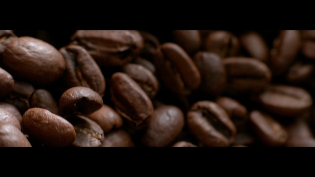 Video Reference N1: Caffeine, Single-origin coffee, Kona coffee, Java coffee, Jamaican blue mountain coffee, Food, Bean, Chocolate, Cocoa bean, Plant