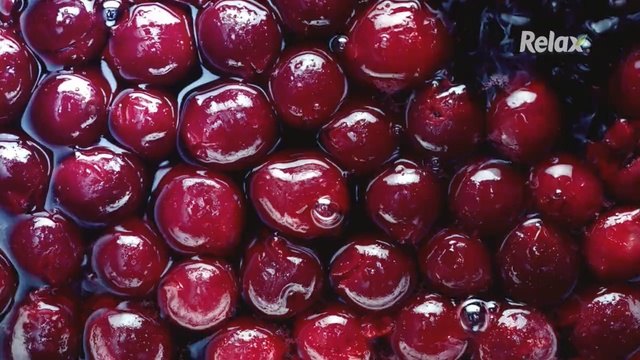 Video Reference N3: Fruit, Red, Food, Cranberry, Cherry, Plant, Berry, Tree, Produce, Superfood
