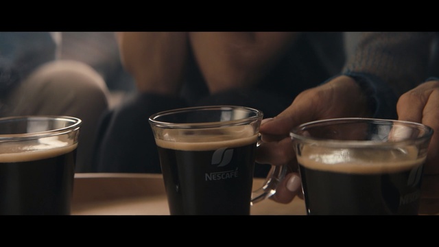 Video Reference N1: Drink, Irish car bomb, Liqueur, Stout, Food, Oliang, Black drink, Coffee, Distilled beverage, Cup