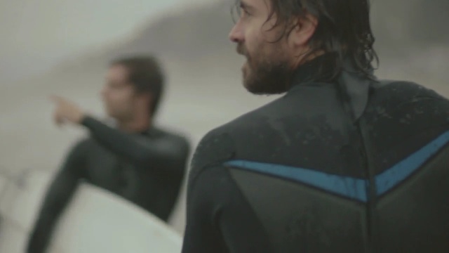 Video Reference N1: wetsuit, girl