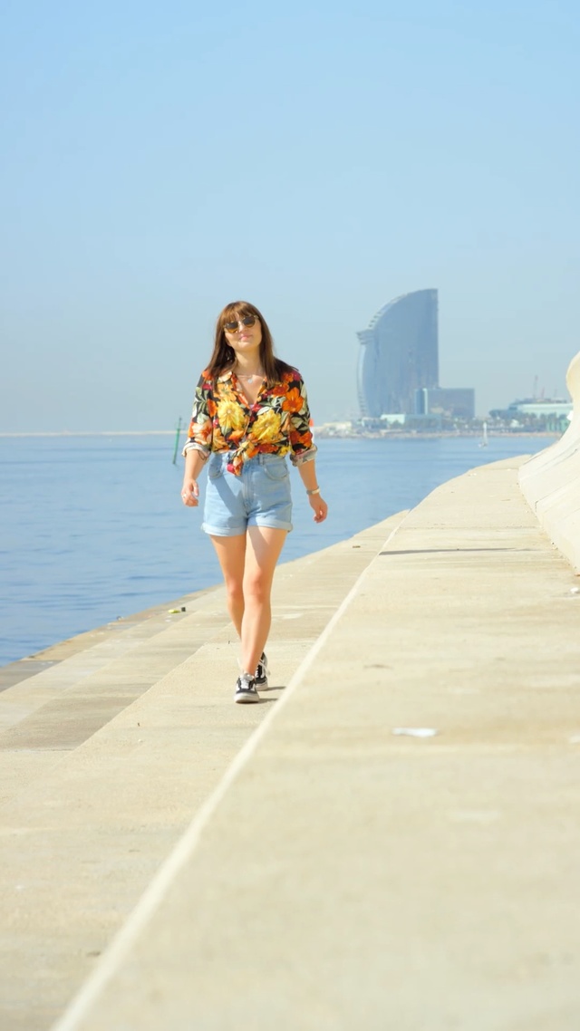 Video Reference N2: White, Beauty, Fashion, Yellow, Summer, Leg, Shoulder, Joint, Photography, Vacation