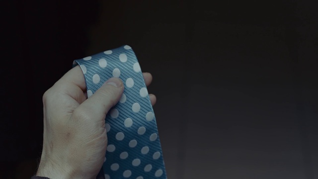 Video Reference N2: Blue, Hand, Pattern, Design, Tie, Finger, Wallet, Textile